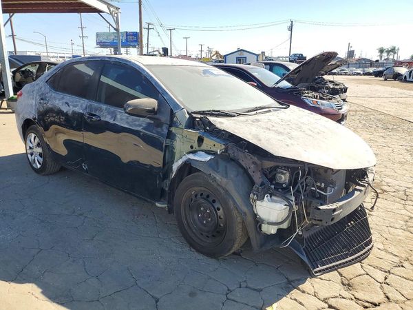 2019 TOYOTA COROLLA L/LE/SE/XLE/XSE — Passenger 3/4