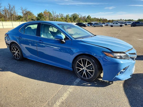 2024 TOYOTA CAMRY SE — Passenger 3/4