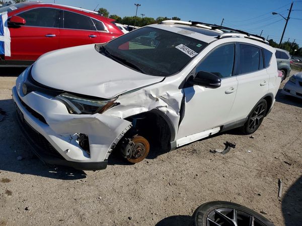 2016 TOYOTA RAV4 SE (S Grade) — Front 3/4