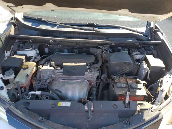 2016 TOYOTA RAV4 SE (S Grade) — Engine bay