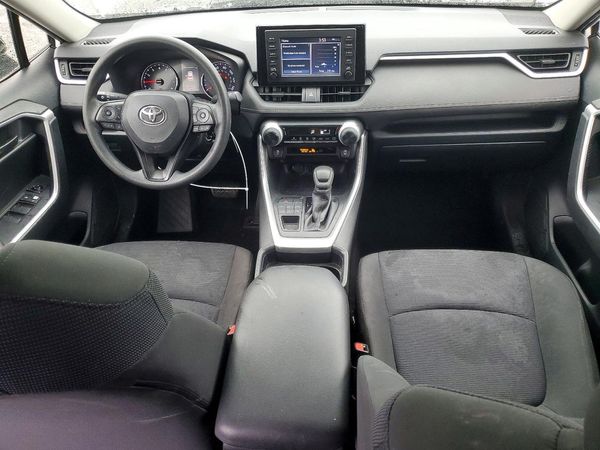 2019 TOYOTA RAV4 LE — CKPT