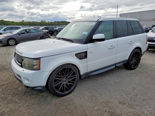 2013 LAND ROVER RANGEROVER HSE LUX — Front 3/4