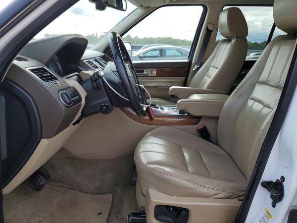 2013 LAND ROVER RANGEROVER HSE LUX — DENT