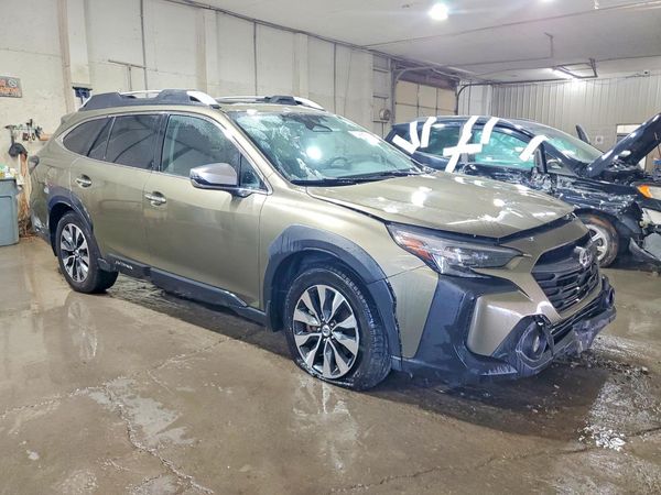 2023 SUBARU OUTBACK Touring — Passenger 3/4