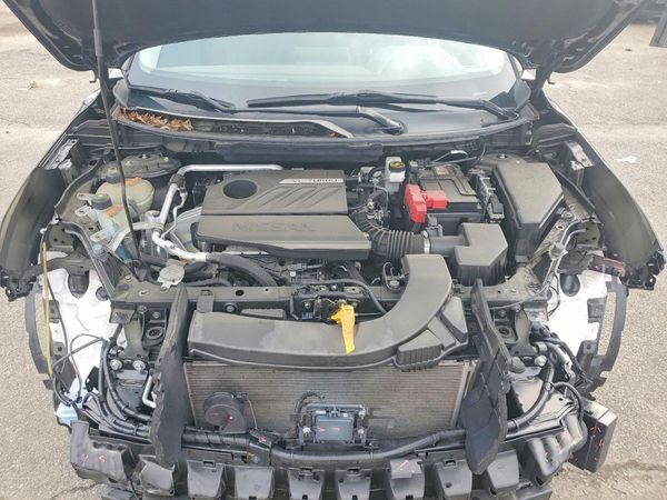 2023 NISSAN ROGUE SV — Engine bay