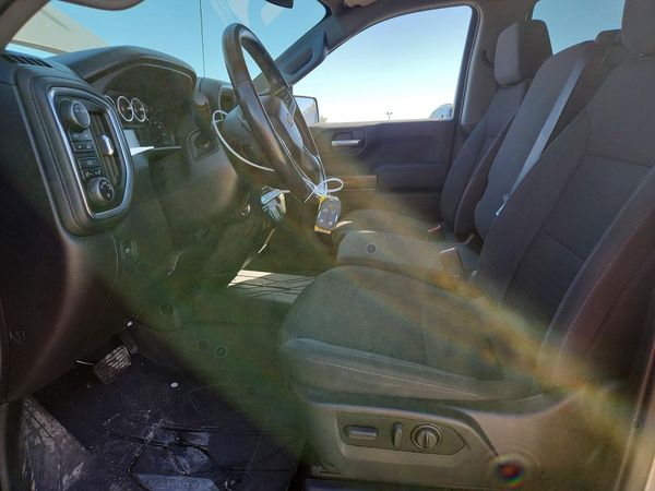2022 CHEVROLET SILVERADO LT — DENT