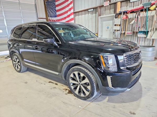 2021 KIA TELLURIDE — Passenger 3/4