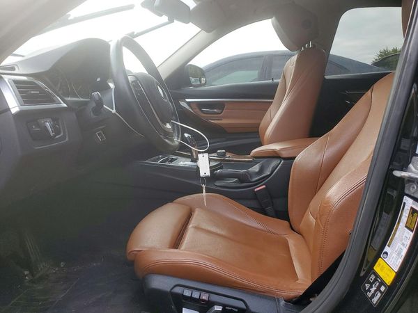 2016 BMW 320 xDrive SA — DENT