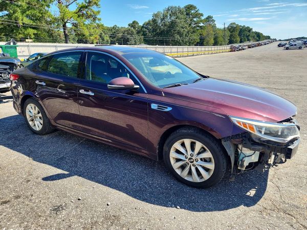 2017 KIA OPTIMA EX/EX Prem/EX Prem Plus — Passenger 3/4
