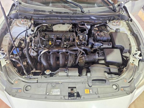2016 MAZDA 6 Touring/GS — Engine bay