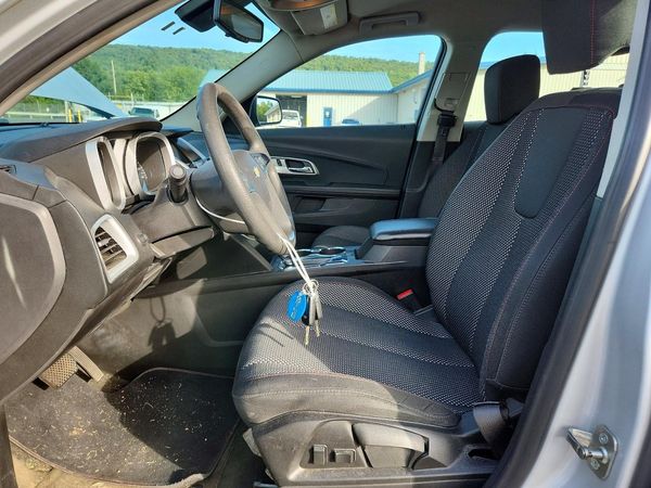 2017 CHEVROLET EQUINOX LS — DENT