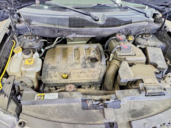 2016 JEEP COMPASS Latitude — Engine bay