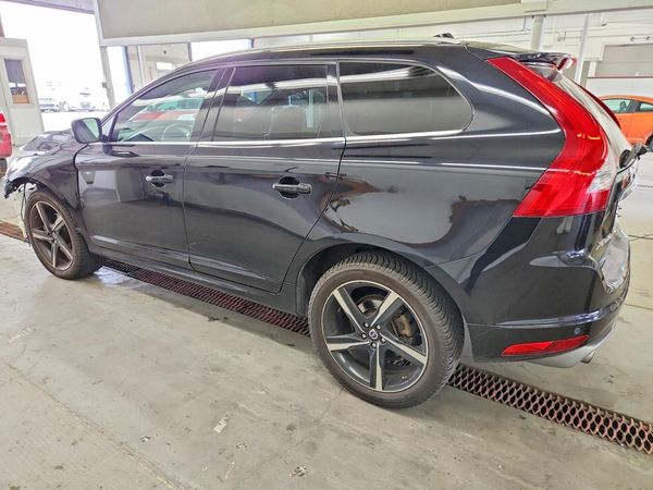 2015 VOLVO XC60 Premier (non R design) — DSRA
