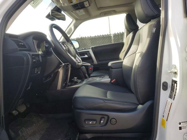 2024 TOYOTA 4RUNNER SR5 Prem — DENT