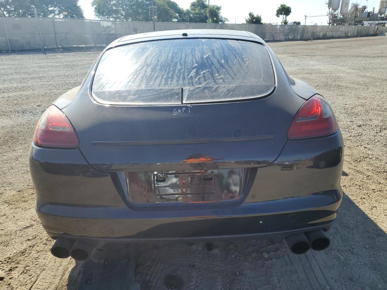 2011 PORSCHE PANAMERA
