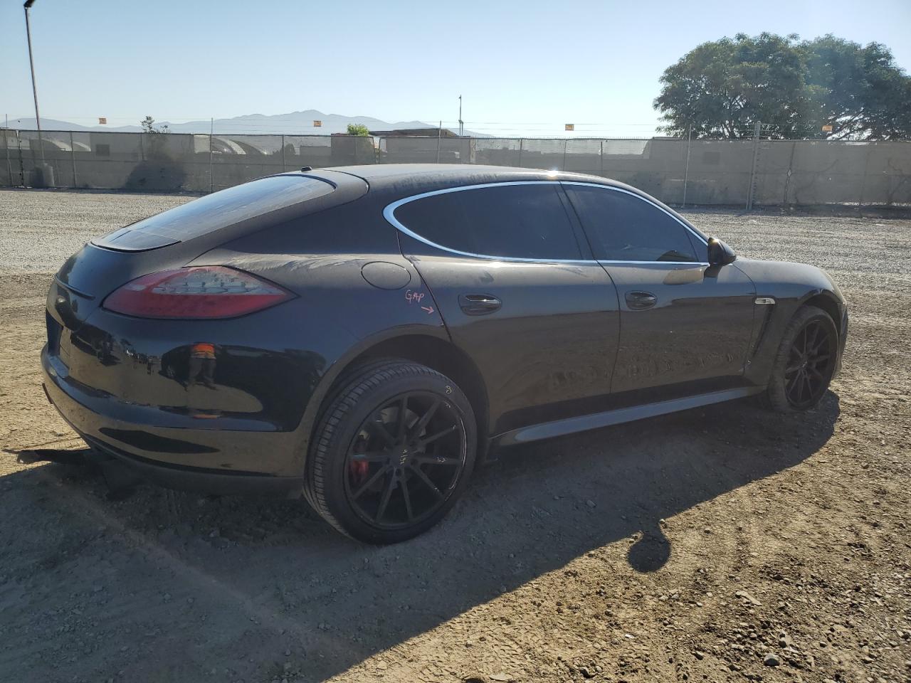 2011 PORSCHE PANAMERA