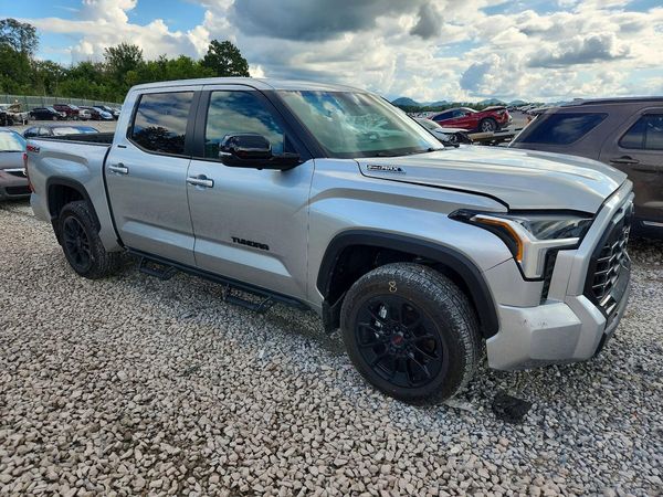 2026 TOYOTA TUNDRA — Passenger 3/4