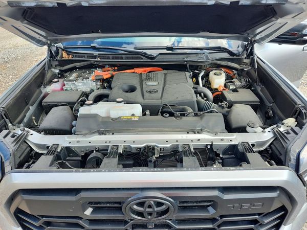 2026 TOYOTA TUNDRA — Engine bay