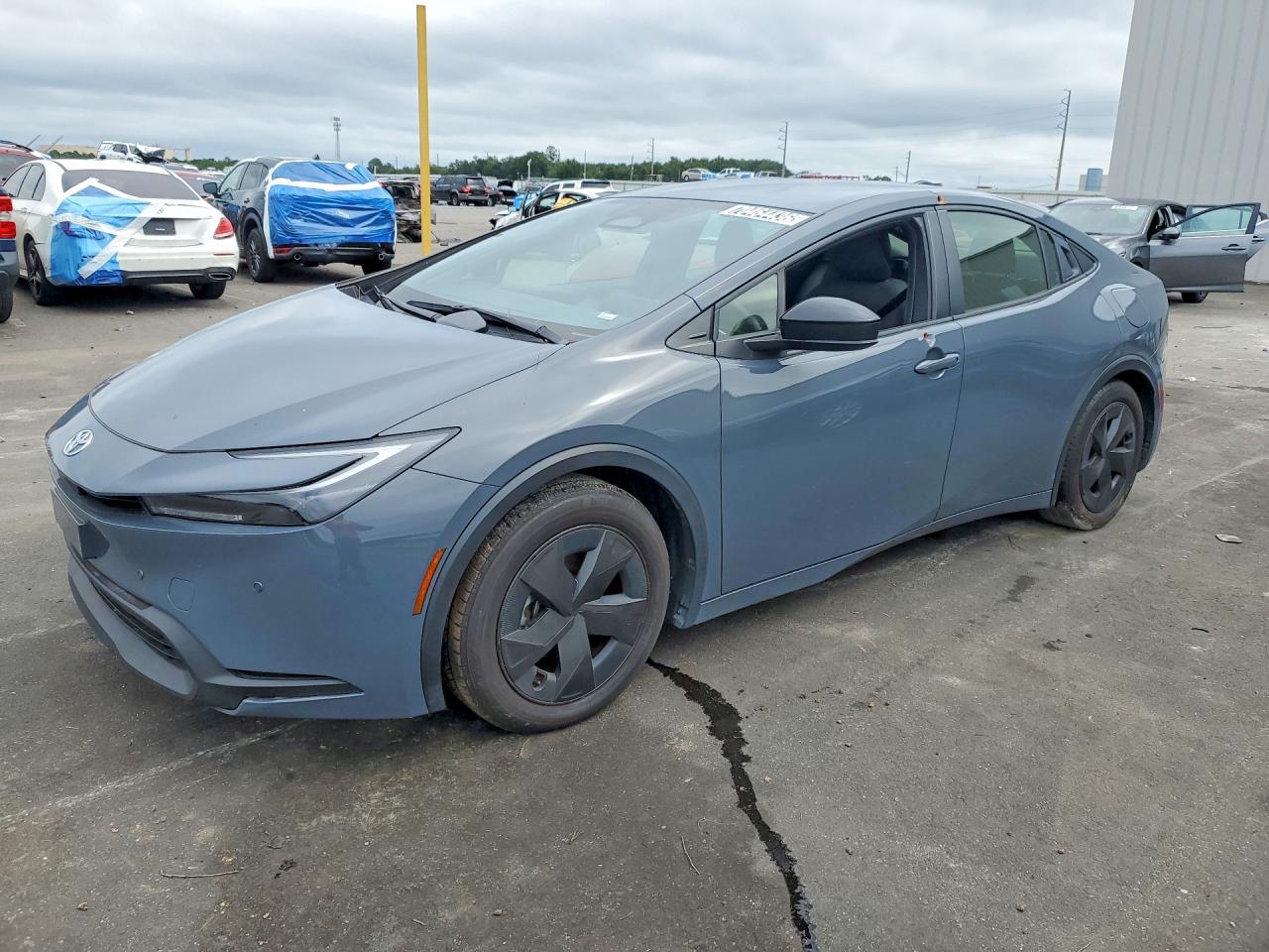 2024 TOYOTA PRIUS — Front 3/4