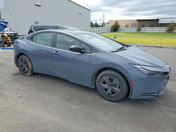 2024 TOYOTA PRIUS — Passenger 3/4