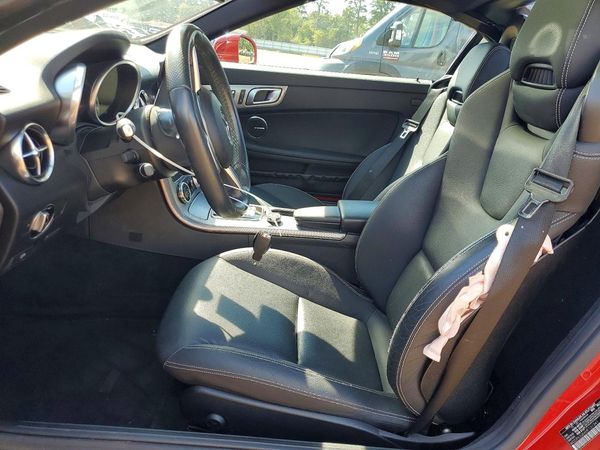 2017 MERCEDES-BENZ SLC-CLASS SLC300 — DENT