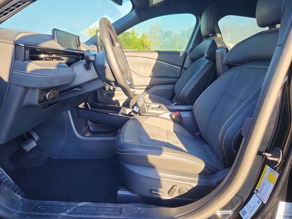 2026 FORD MUSTANG GT — DENT