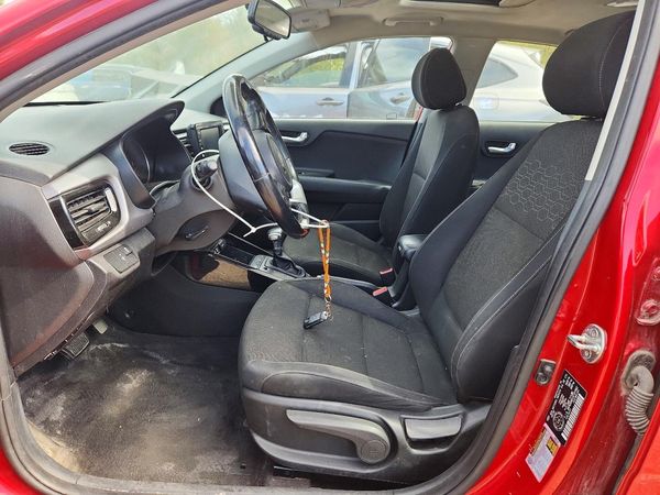 2018 KIA RIO EX — DENT