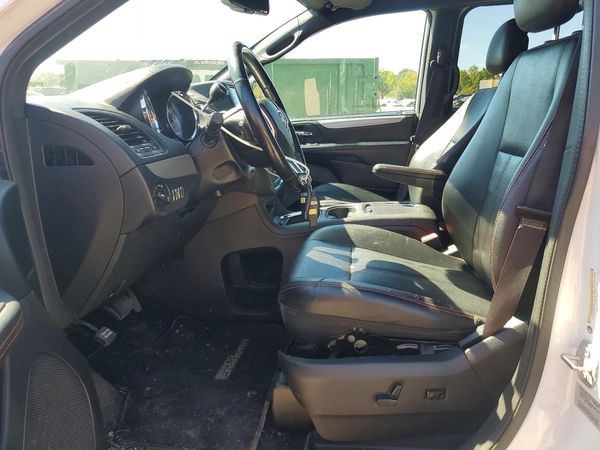2017 DODGE GRAND CARAVAN GT — DENT