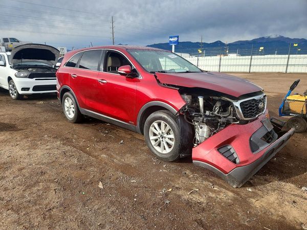 2020 KIA SORENTO L, LX, S — Passenger 3/4