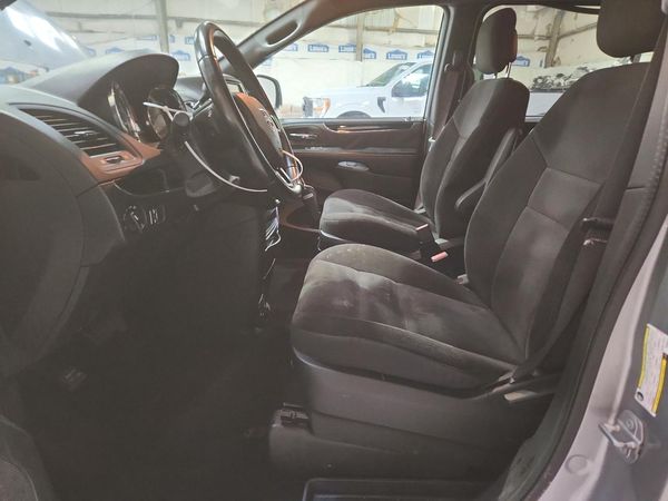2018 DODGE CARAVAN SE — DENT