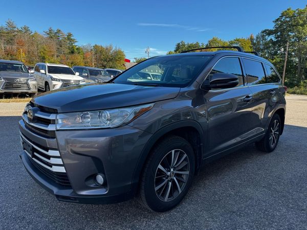 2017 TOYOTA HIGHLANDER