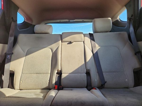 2017 HYUNDAI SANTA FE Base — SUVN