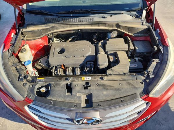 2017 HYUNDAI SANTA FE Base — Engine bay