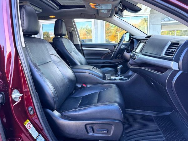 2019 TOYOTA HIGHLANDER
