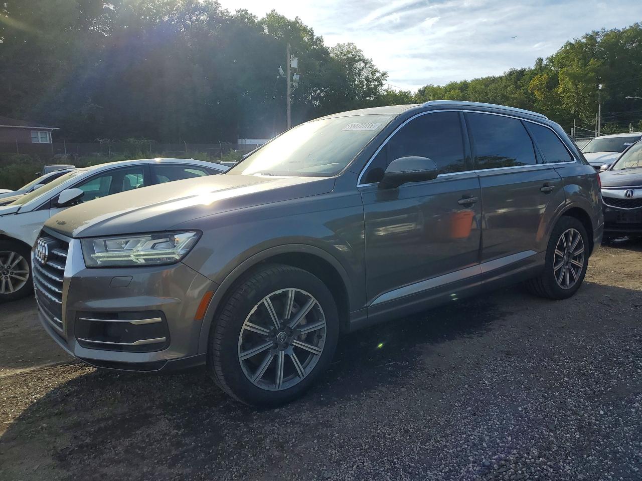 2017 AUDI Q7 quattro Premium Plus — Front 3/4