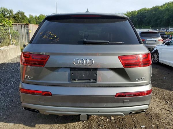 2017 AUDI Q7 quattro Premium Plus — DIRR