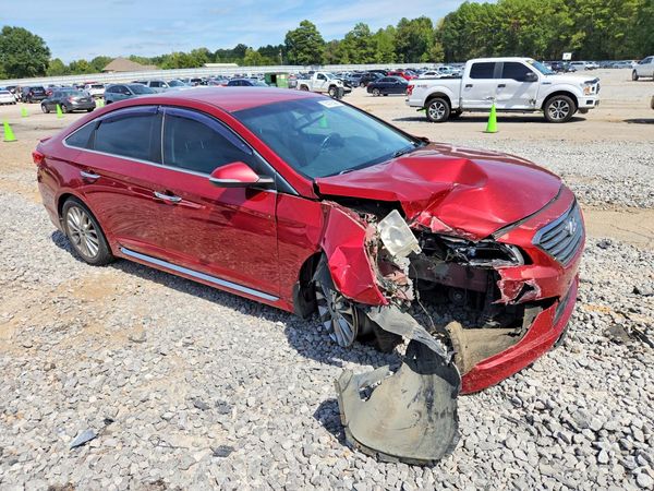 2015 HYUNDAI SONATA — Passenger 3/4