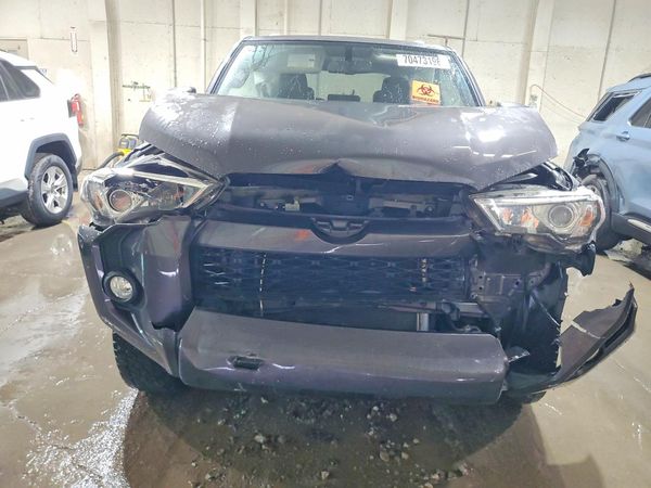 2017 TOYOTA 4RUNNER — DIRF