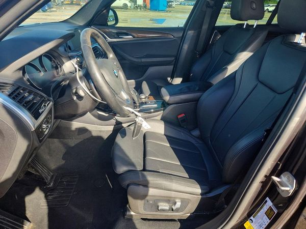 2019 BMW X3 sDrive30i — DENT