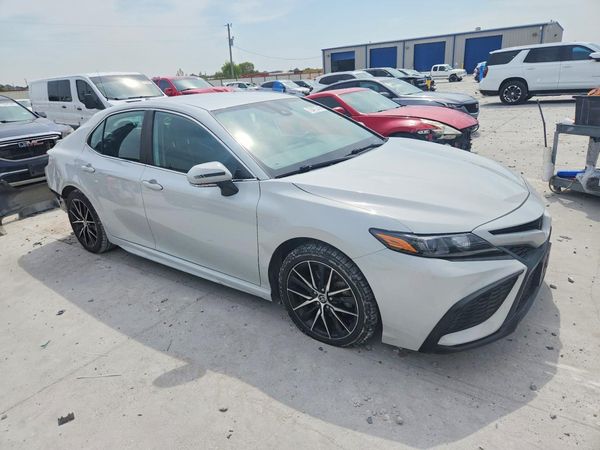 2023 TOYOTA CAMRY SE — Passenger 3/4