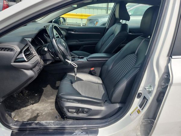 2023 TOYOTA CAMRY SE — DENT