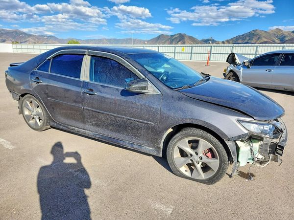 2012 TOYOTA CAMRY — Passenger 3/4