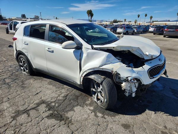 2021 KIA SPORTAGE LX — Passenger 3/4