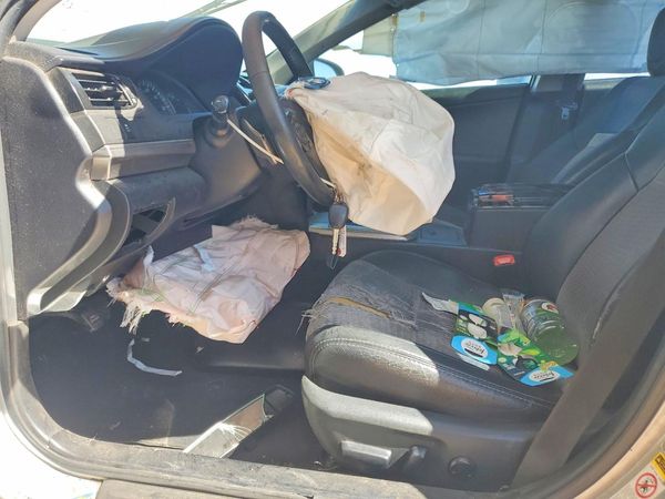 2012 TOYOTA CAMRY — DENT
