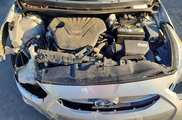 2016 HYUNDAI ACCENT GS / GLS — Engine bay