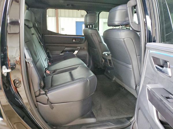 2023 TOYOTA TUNDRA Platinum — PSRS