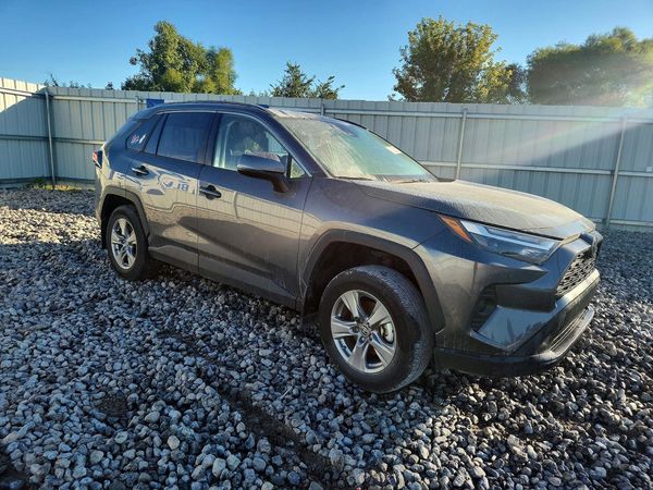 2025 TOYOTA RAV4 — Passenger 3/4