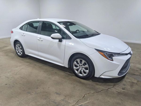 2021 TOYOTA COROLLA LE — Passenger 3/4