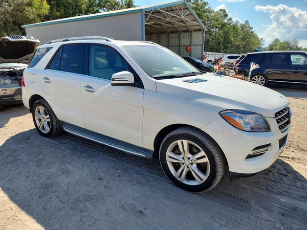 2015 MERCEDES-BENZ ML ML350 — Passenger 3/4