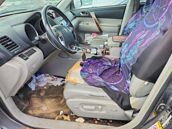 2012 TOYOTA HIGHLANDER Base/Hybrid — DENT
